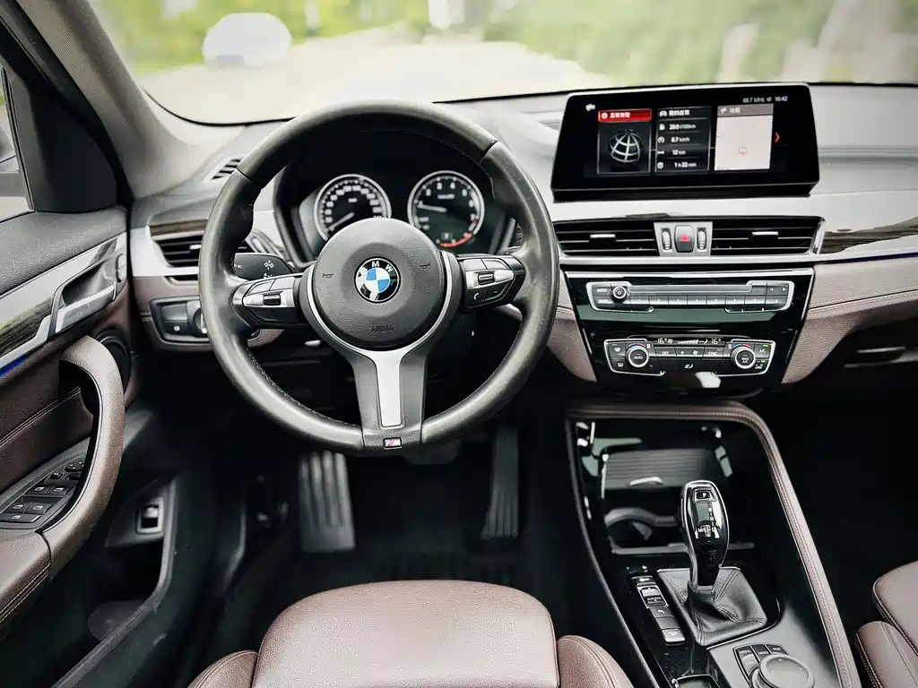 BMW X1 2020 — фото 10