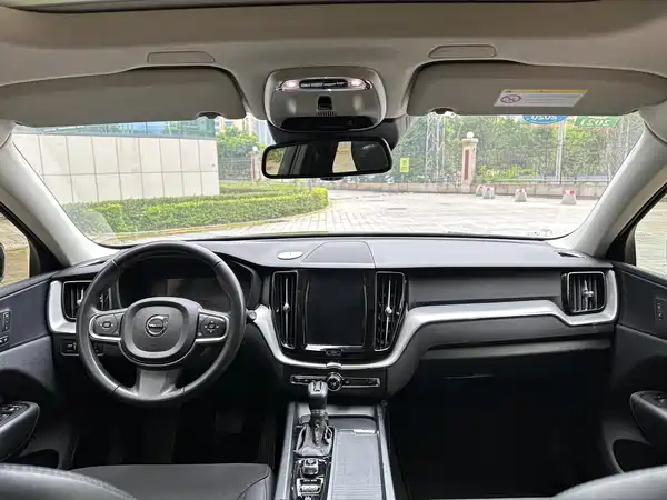 Volvo XC60 2020