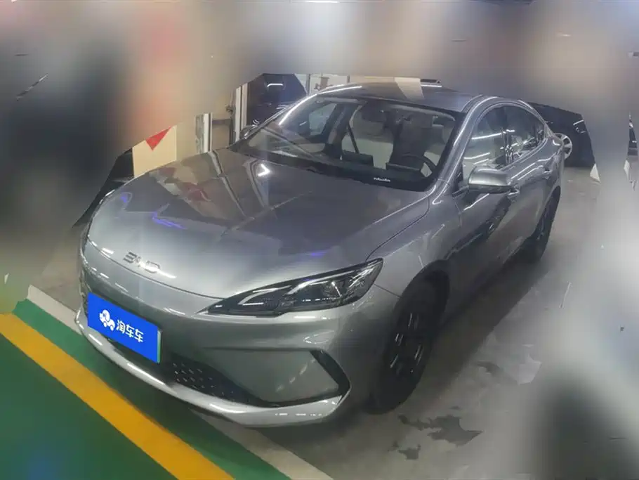 BYD Seal 05 DM-i 2025