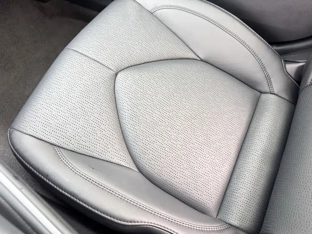Toyota Avalon 2023 — фото 16
