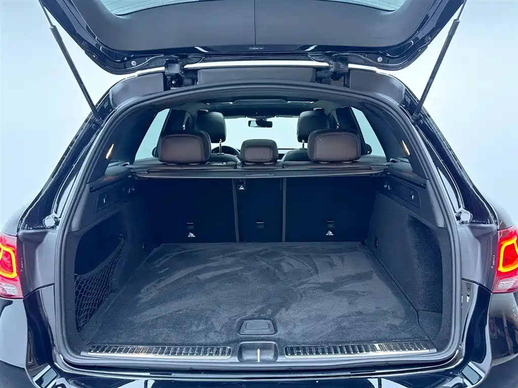 Mercedes-Benz GLC 2022 — фото 18