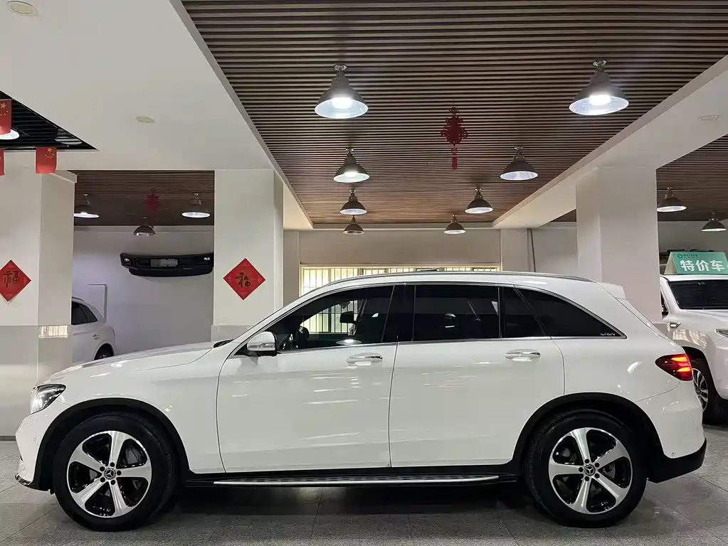 Mercedes-Benz GLC 2019 — фото 17