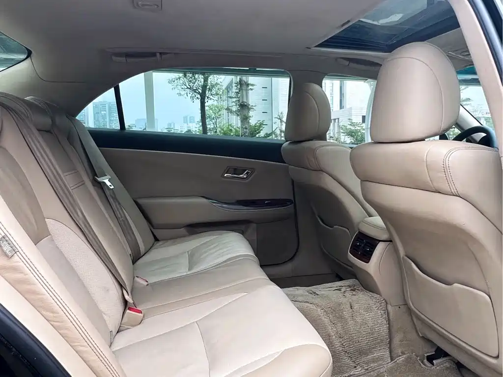 Toyota Crown 2013 — фото 14