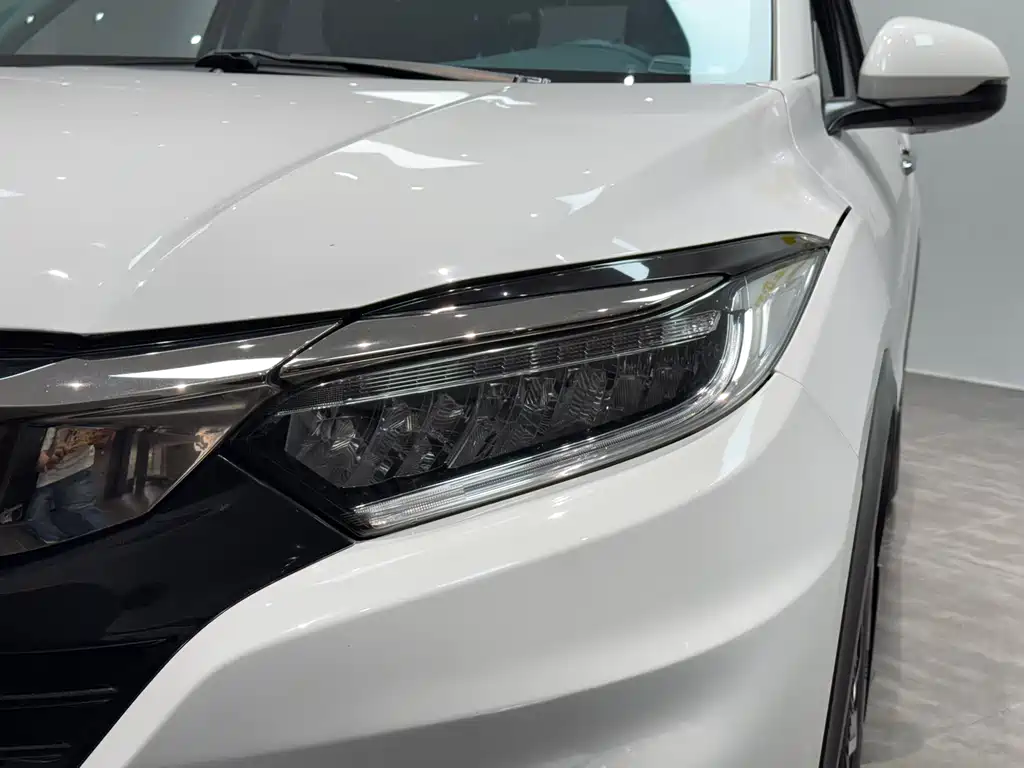 Honda Vezel 2020 — фото 10