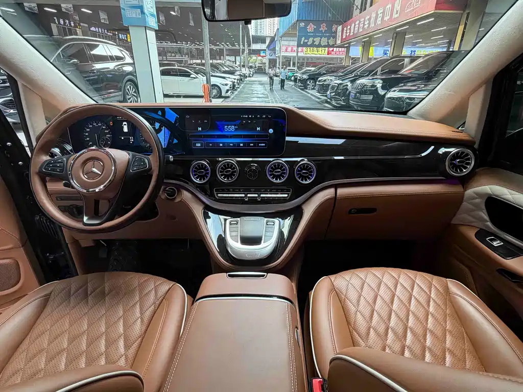 Mercedes-Benz Vito 2022 — фото 10