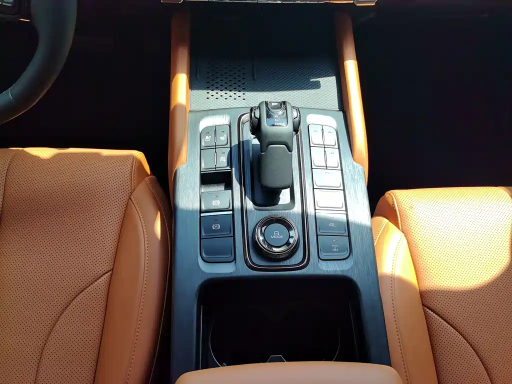Haval H9 2025 — фото 11