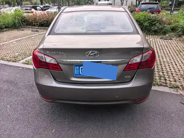 Hyundai Yuedong 2013