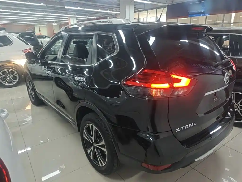 Nissan X-Trail 2017 — фото 5