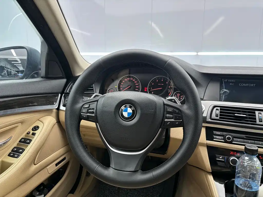 BMW 5 Series 2013 — фото 14