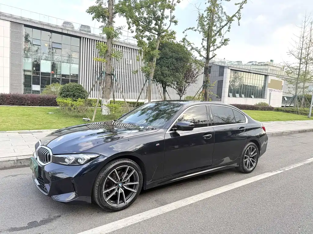 BMW 3 Series 2023