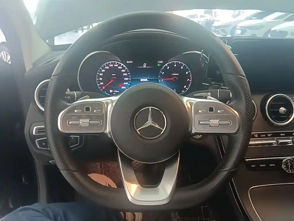 Mercedes-Benz C-Class 2021 — фото 11