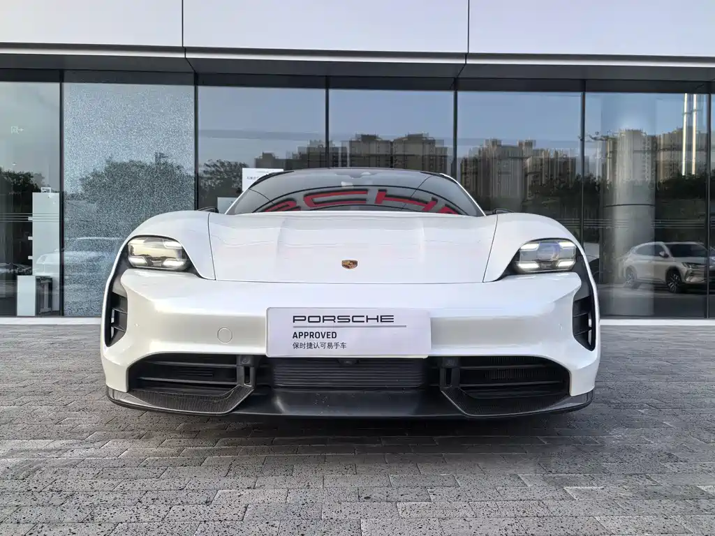 Porsche Taycan 2021 — фото 12