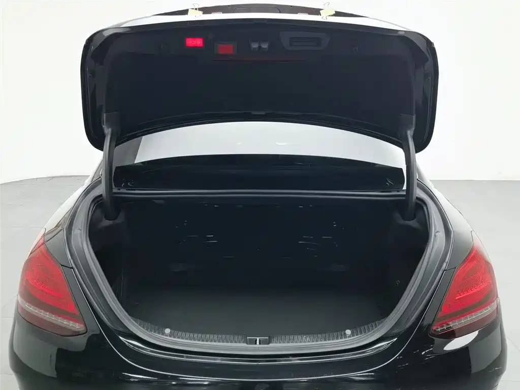 Mercedes-Benz C-Class 2021 — фото 16