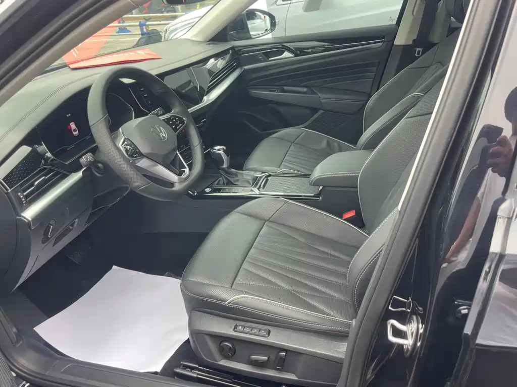 Volkswagen Passat 2022