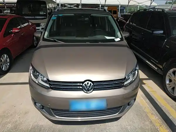 Volkswagen Touran 2016