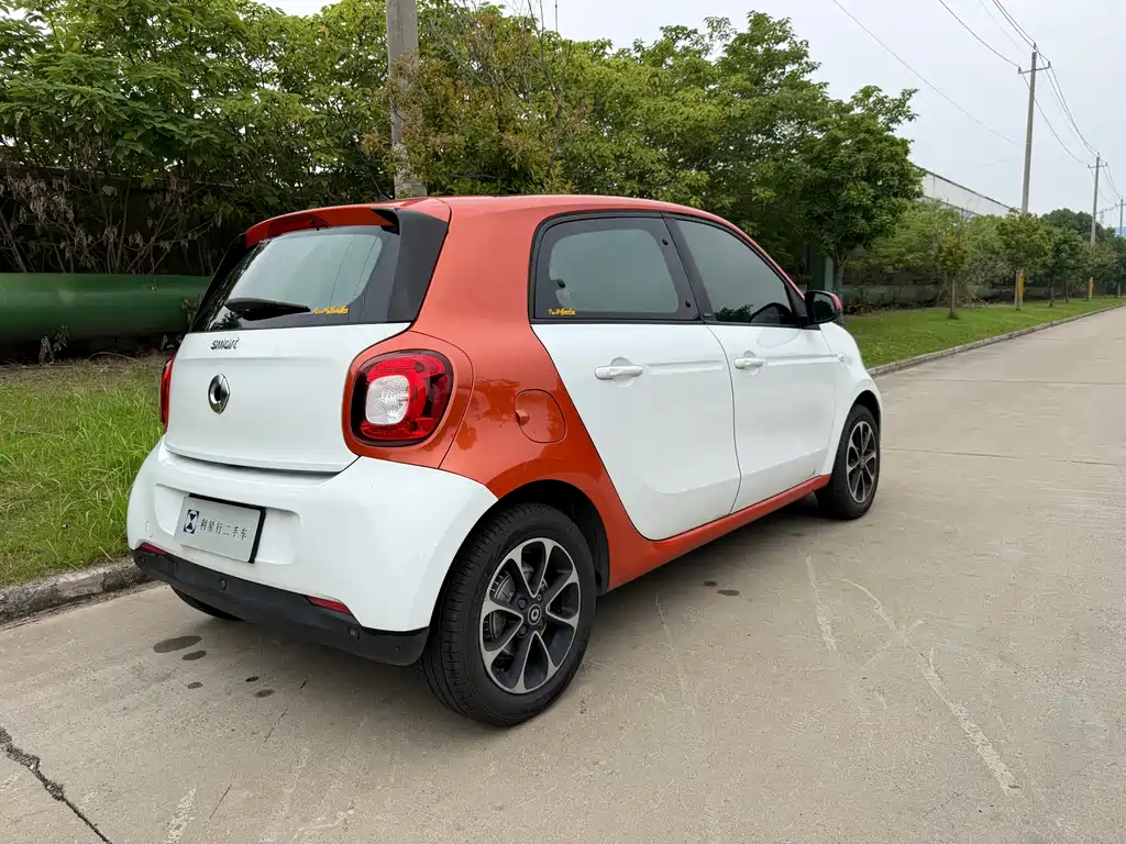 smart Forfour 2017 — фото 18