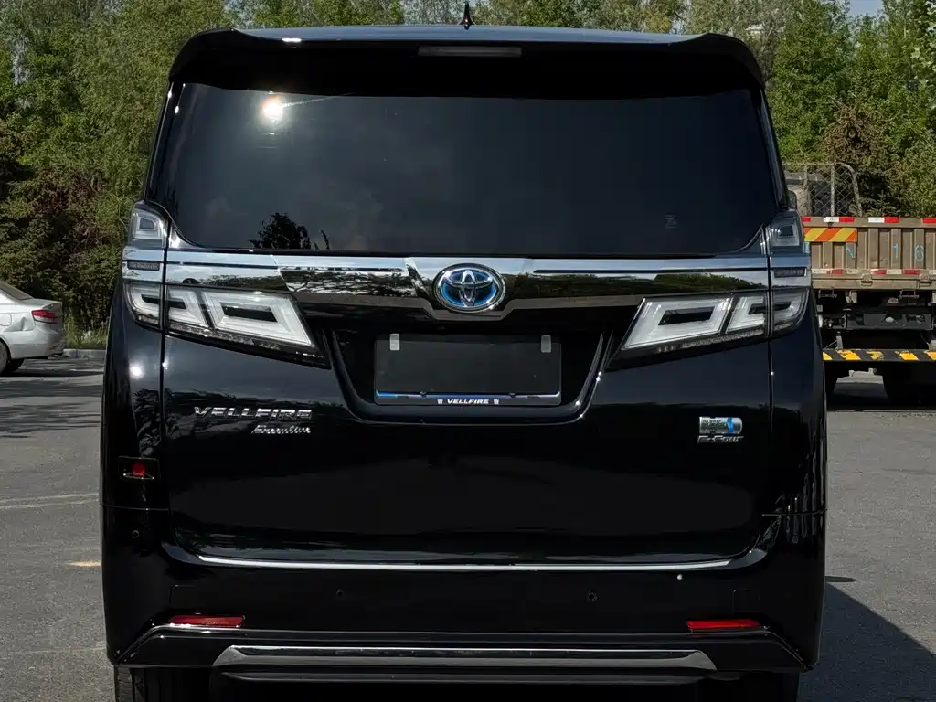 Toyota Vellfire 2020 — фото 5