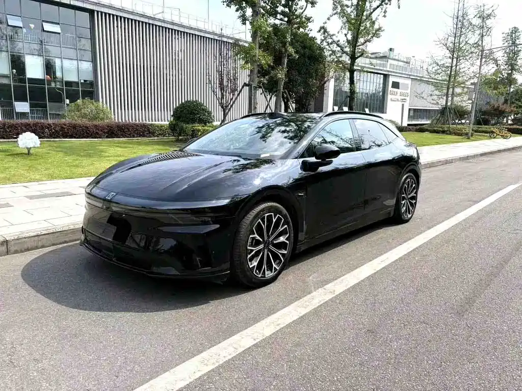 Zeekr 007 GT 2025