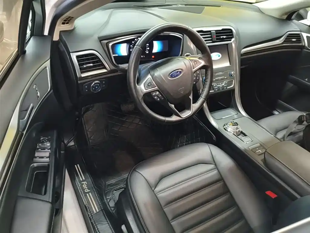Ford Mondeo New Energy 2020 — фото 16
