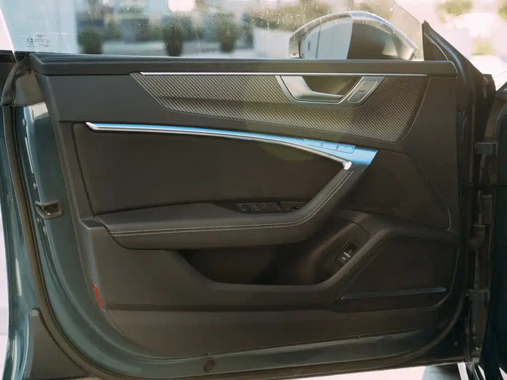Audi S7 2021 — фото 17