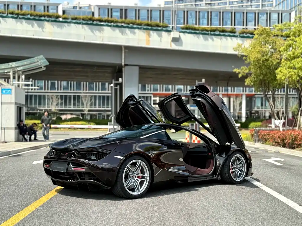 McLaren 720S 2018 — фото 7