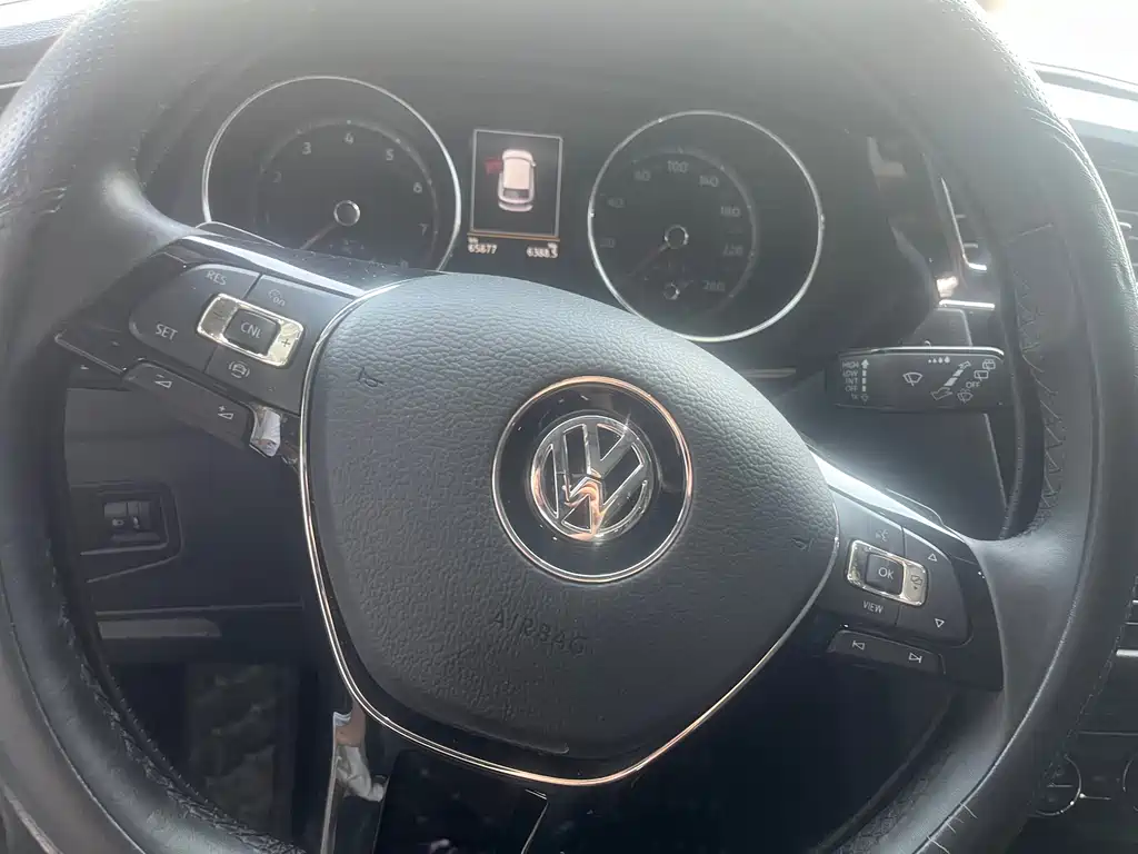 Volkswagen Tiguan L 2019 — фото 9