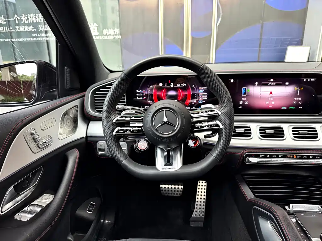 Mercedes-Benz GLE AMG 2024 — фото 9