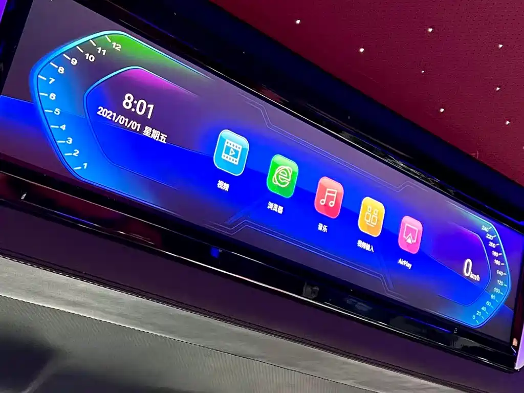 Toyota Hiace — фото 9