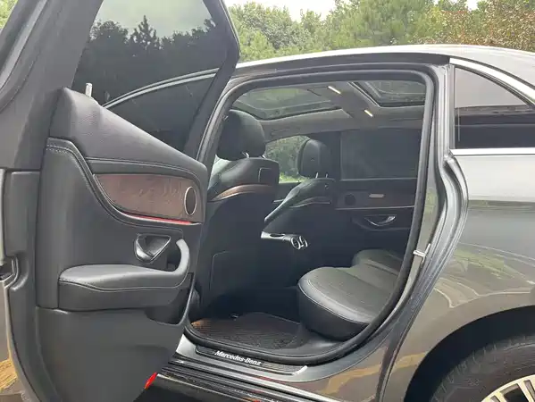 Mercedes-Benz E-Class 2020