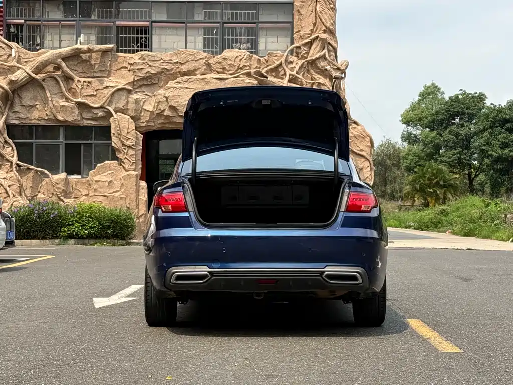 Geely Emgrand GL 2018 — фото 16