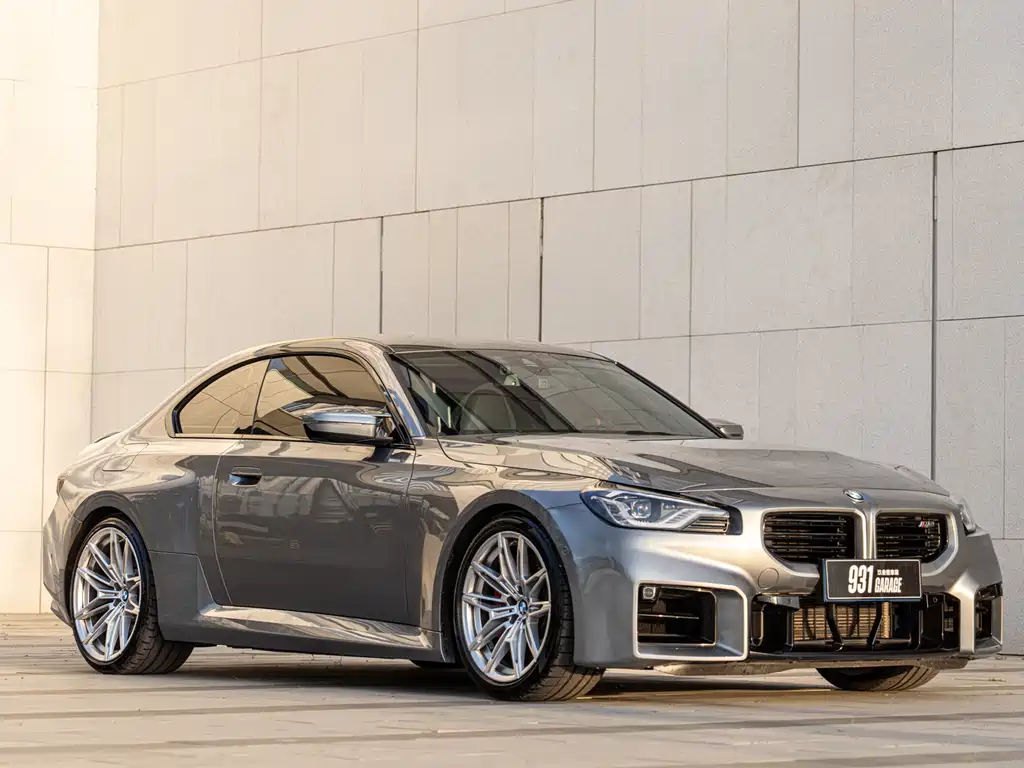 BMW M2 2025 — фото 2