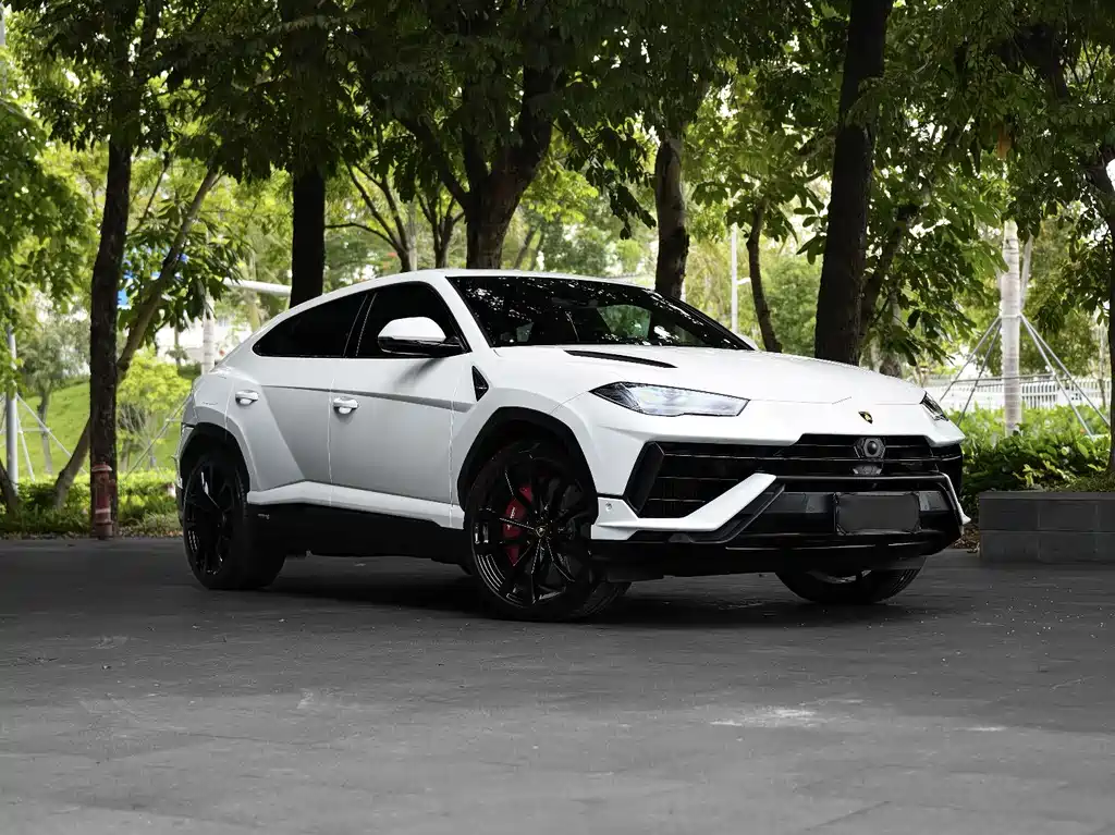 Lamborghini Urus 2024 — фото 2