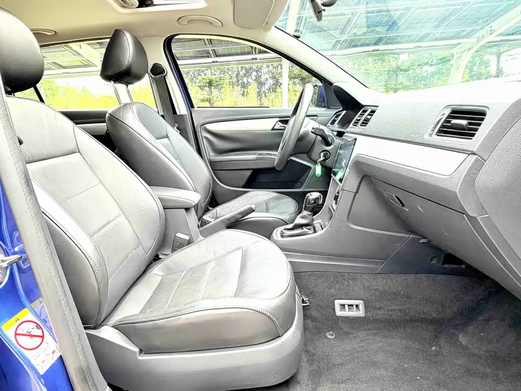 Volkswagen Gran Lavida 2015 — фото 13