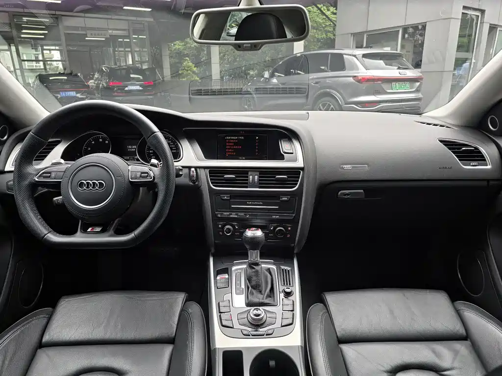 Audi A5 2010 — фото 15