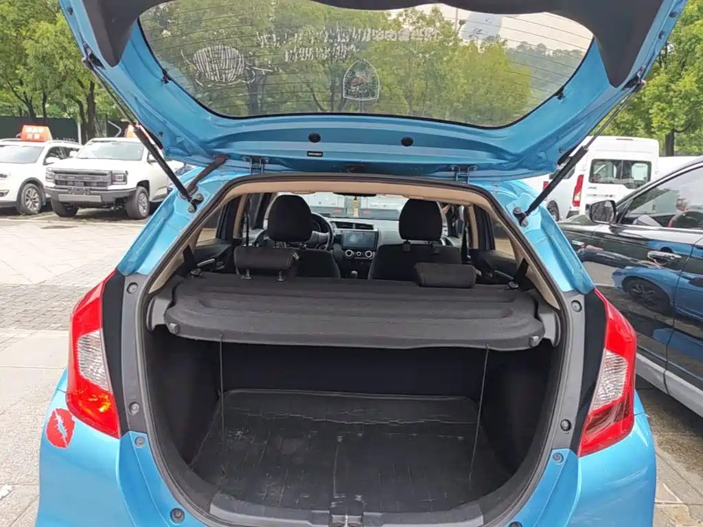 Honda Fit 2018 — фото 19