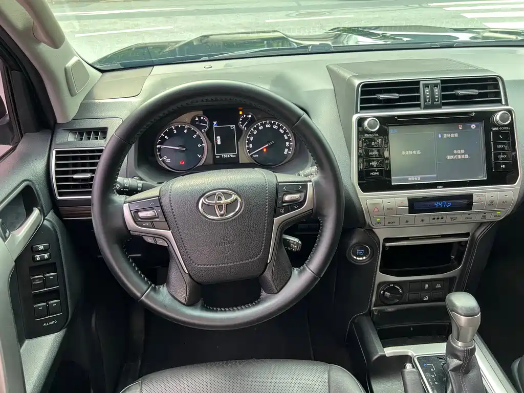 Toyota Prado 2019 — фото 13