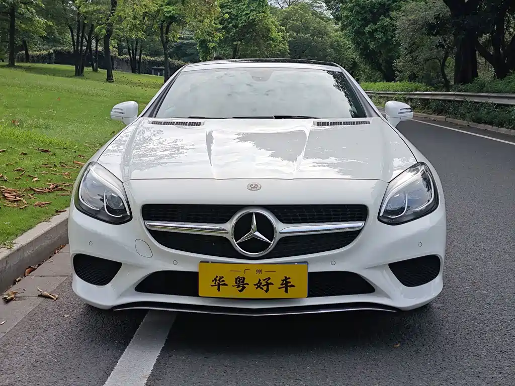 Mercedes-Benz SLC 2017 — фото 25