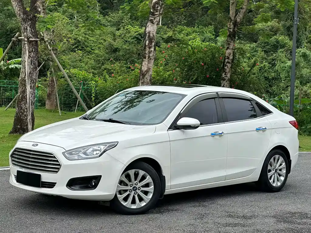 Ford Forrest 2018