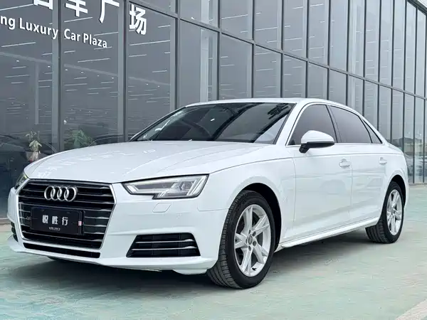 Audi A4L 2018