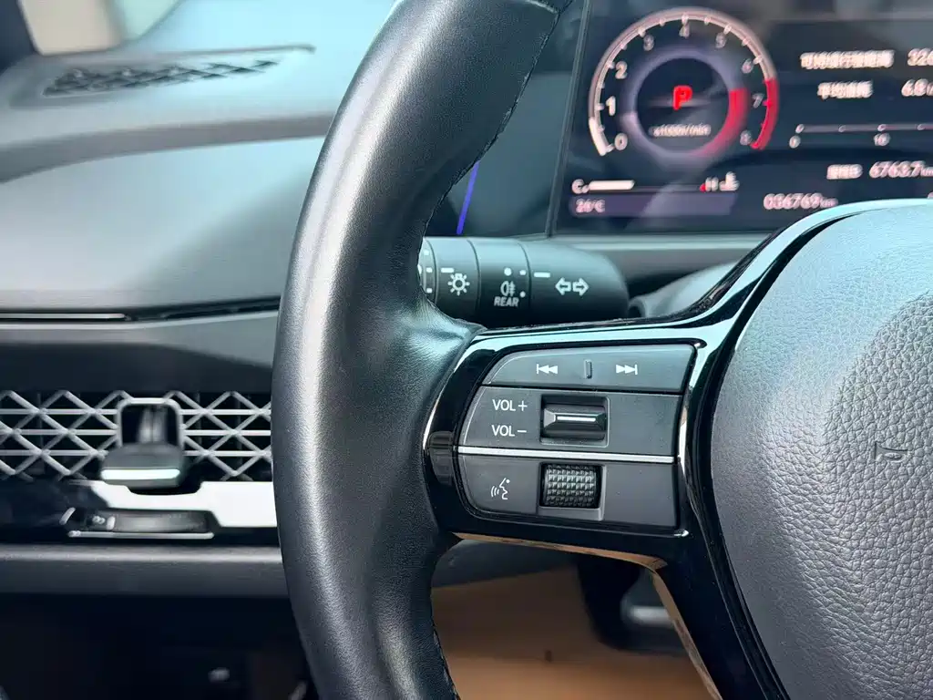 Honda Accord 2023 — фото 23