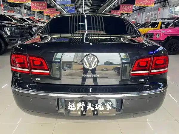 Volkswagen Phaeton 2016