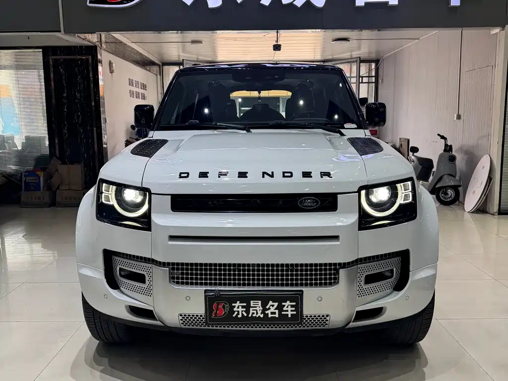 Land Rover Defender 2021 — фото 2