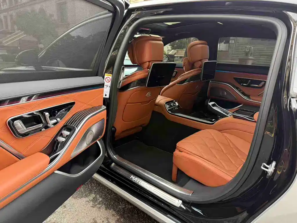Mercedes-Benz Maybach S-Class 2023