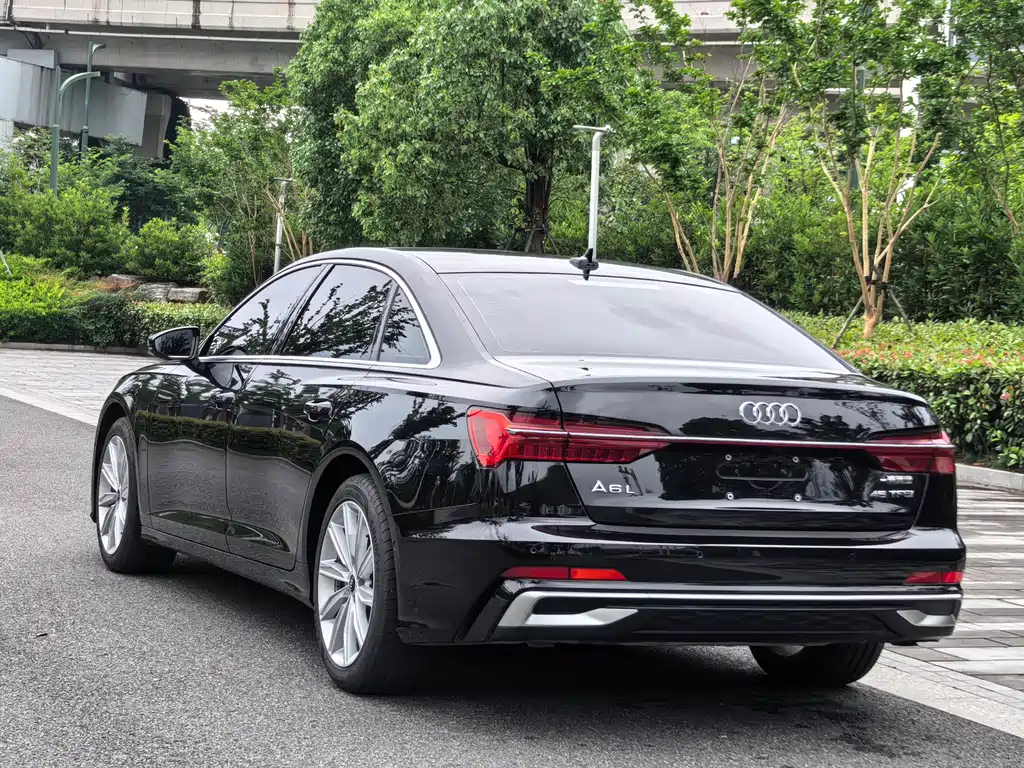 Audi A6L 2024 — фото 4