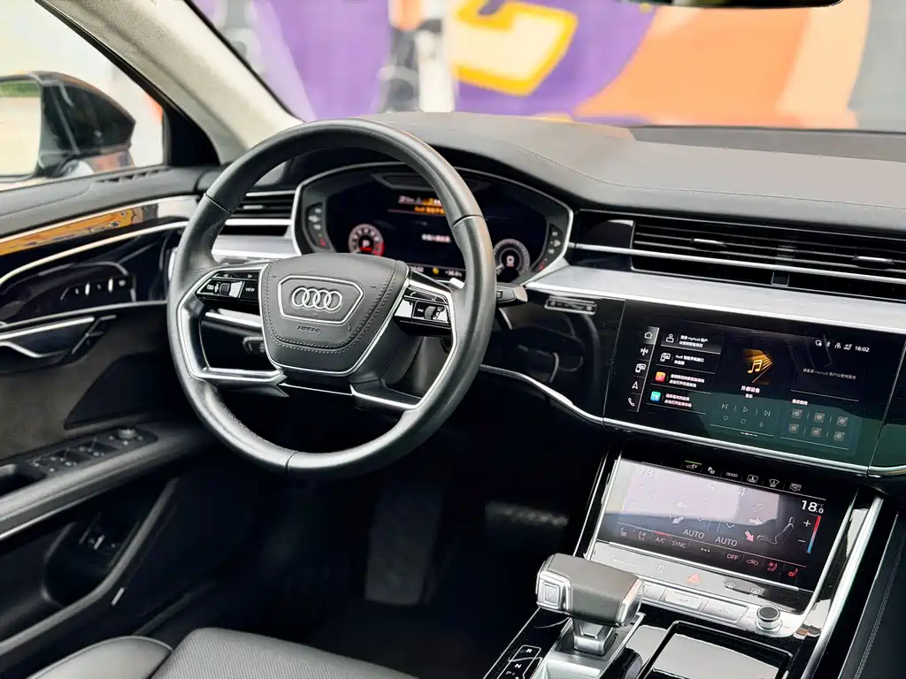Audi A8 New Energy 2022 — фото 8