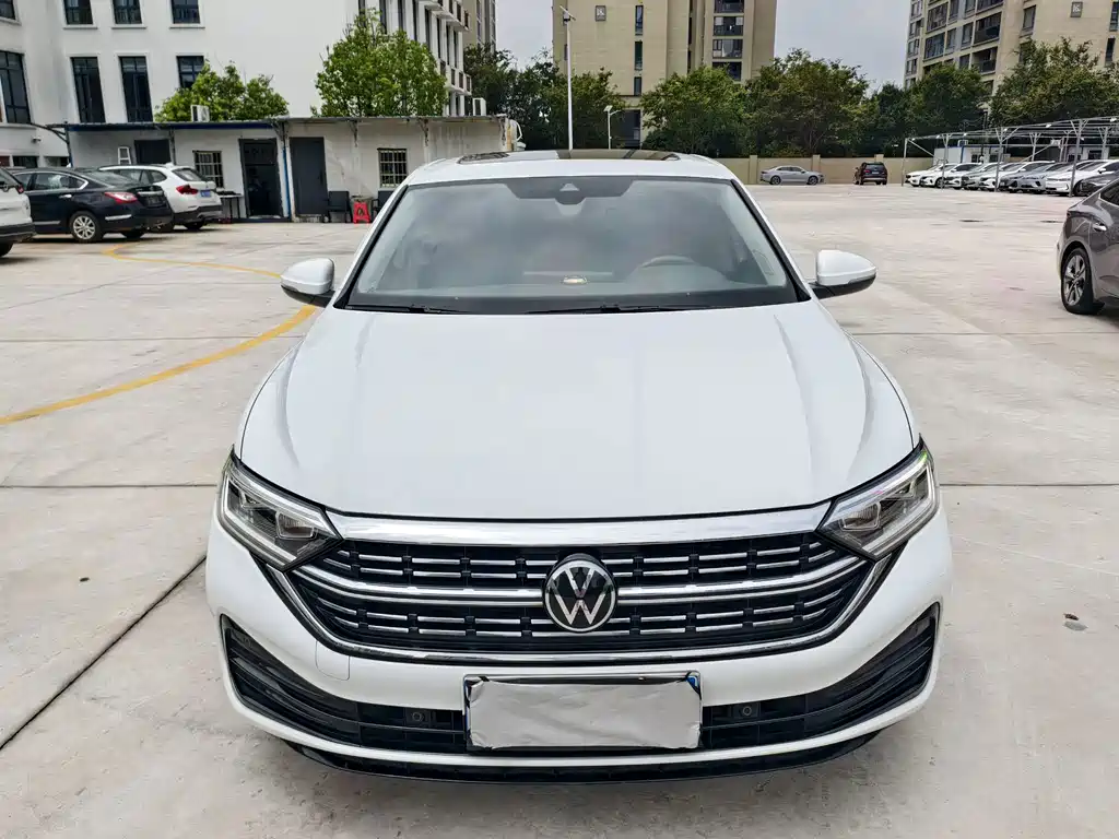 Volkswagen Sagitar 2023