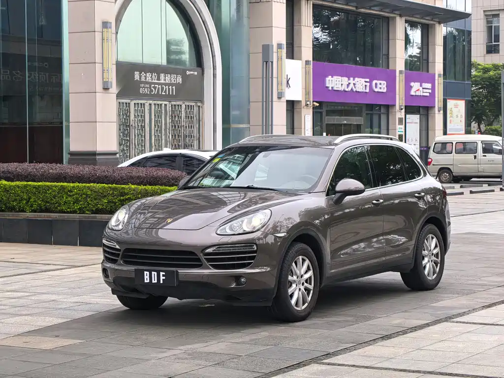 Porsche Cayenne 2012