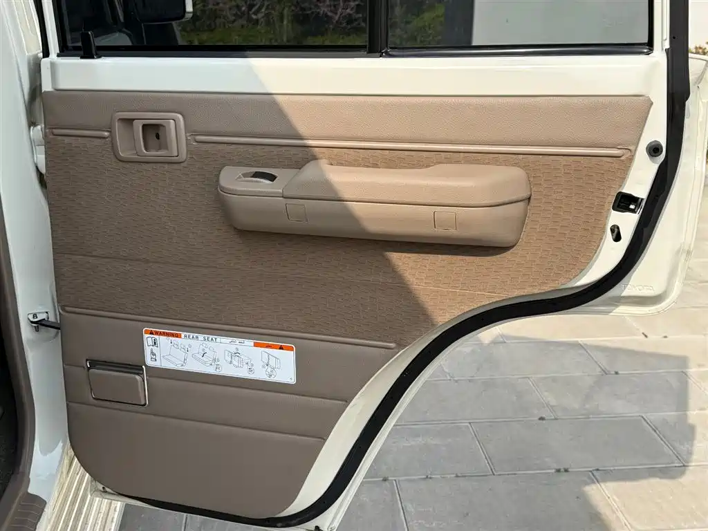Toyota Land Cruiser 2025 — фото 17