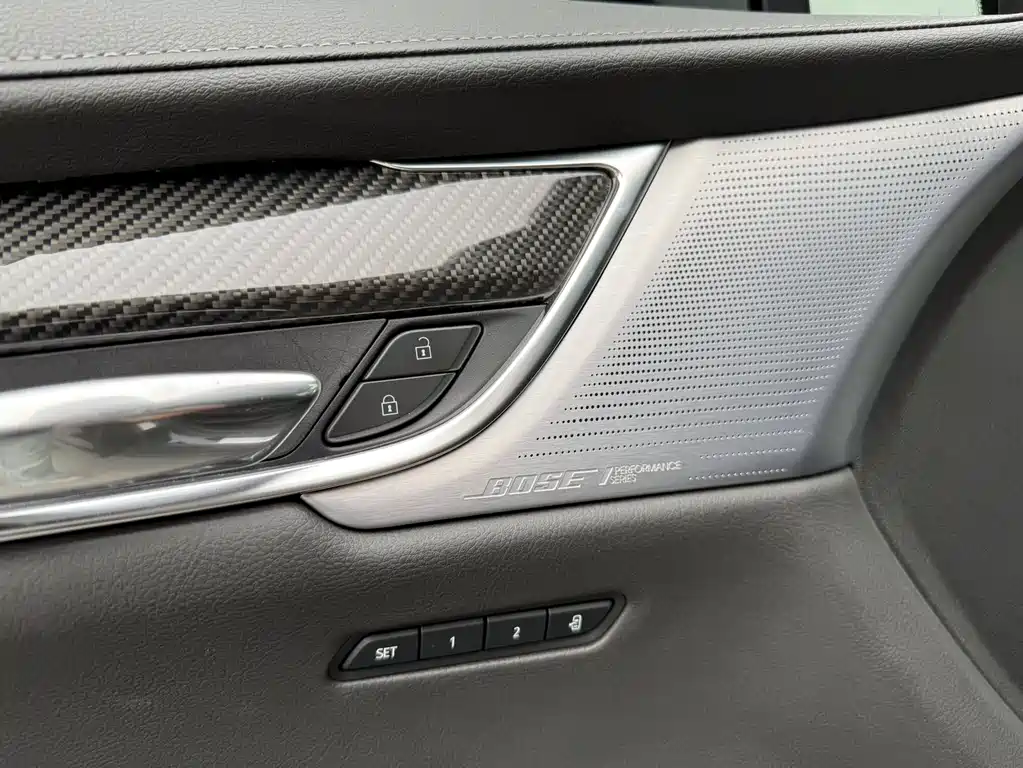 Cadillac XT6 2024 — фото 14