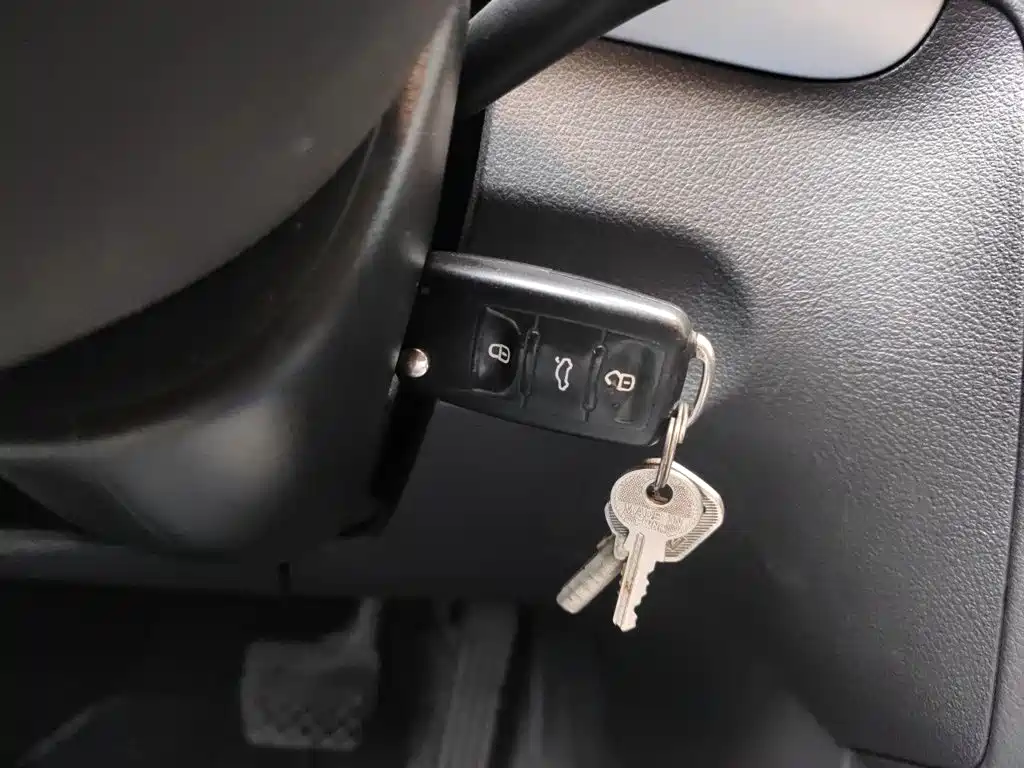 Volkswagen Touran 2015 — фото 12